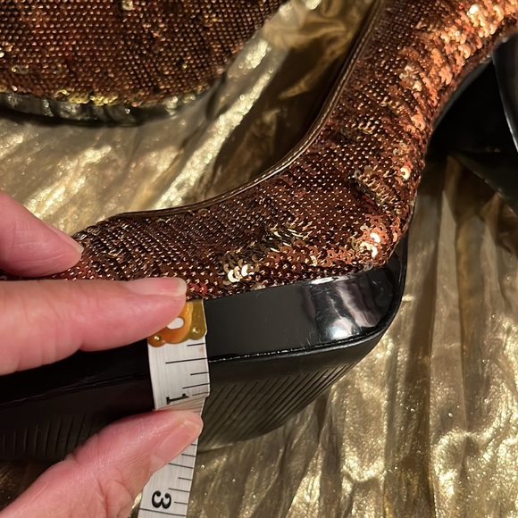Bronze/gold sequined dress shoes brand new no tags - Picture 8 of 10